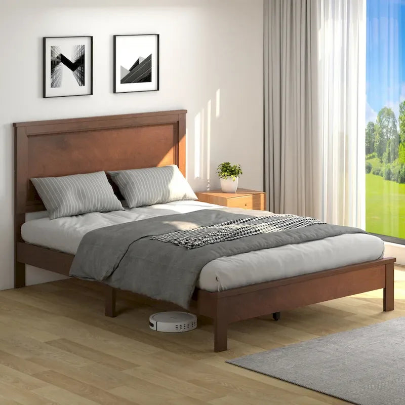 Struttura letto a piattaforma in legno con supporto a doghe e testiera a pannello