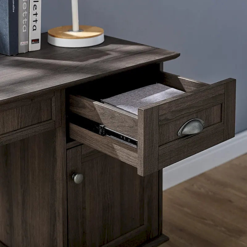 Scrivania con finitura rovere rustico, alzata, cassetti e mobile contenitore